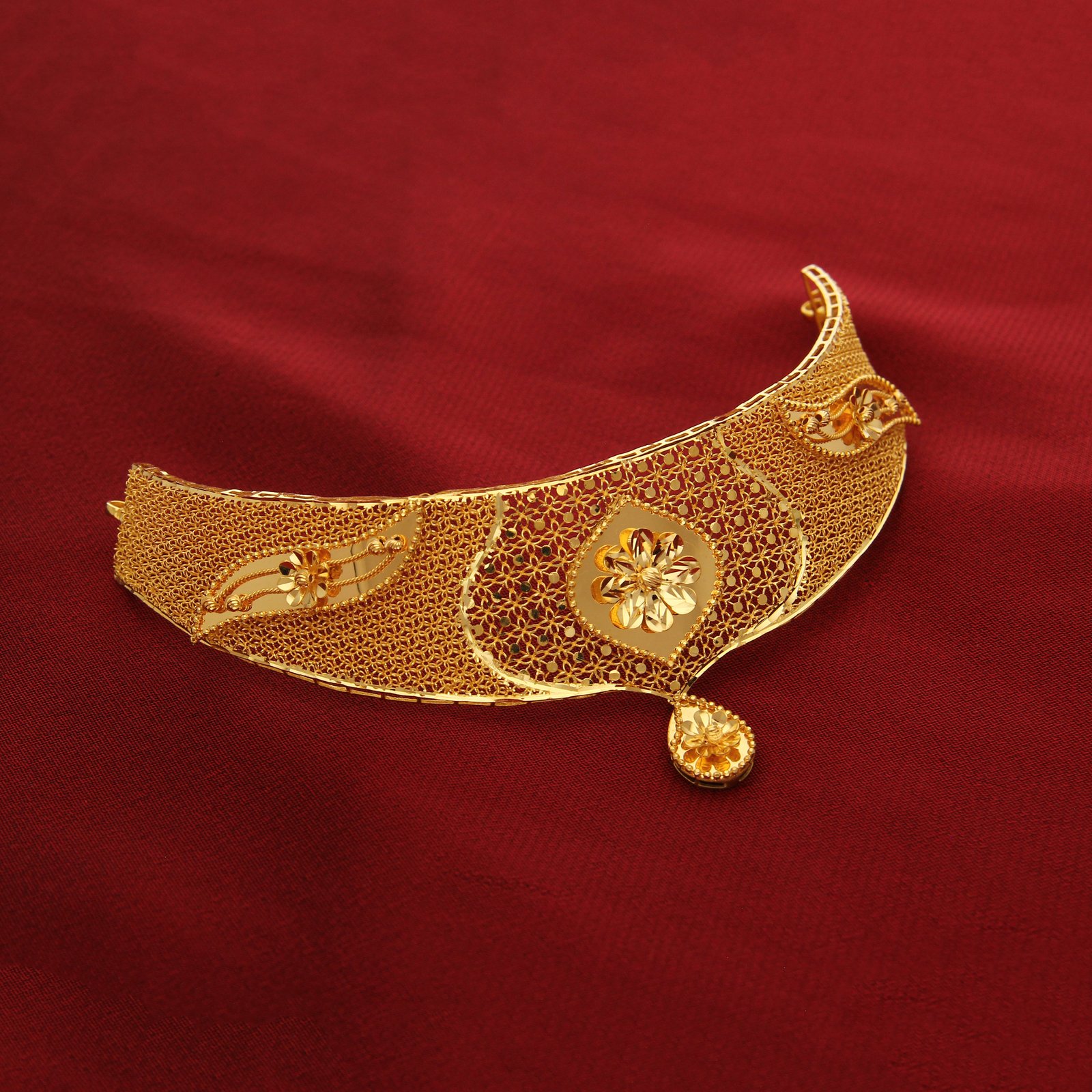 FANCY CHOKER